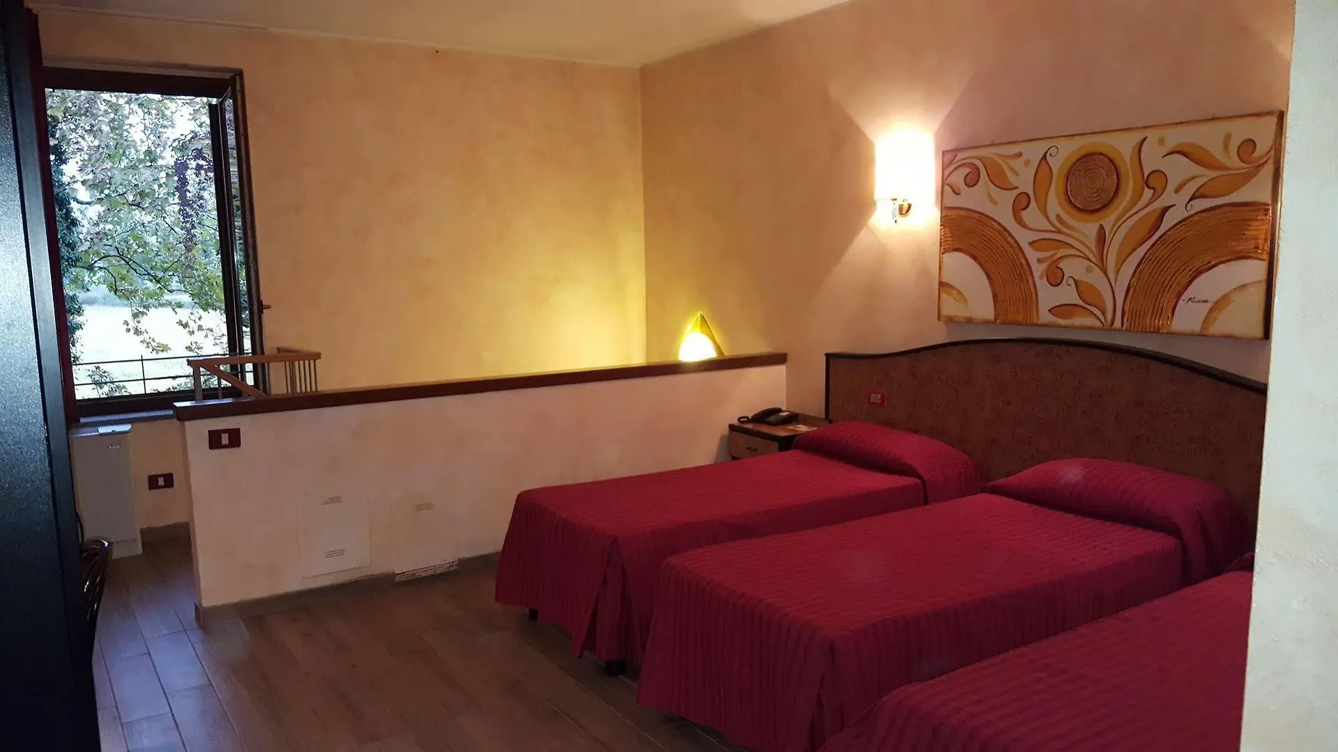 Motel Ranch Vermezzo 0*,  Italien